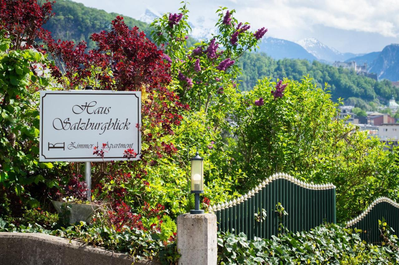 Haus Salzburgblick Bed and Breakfast Εξωτερικό φωτογραφία